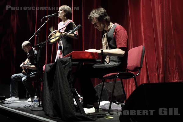 LA FIANCEE - 2009-11-04 - PARIS - Olympia - 